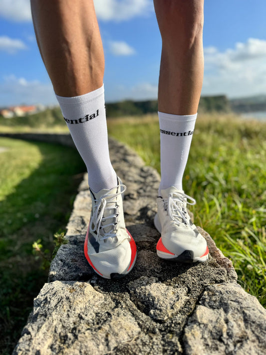 Calcetín running y ciclismo “ESSENTIAL”
